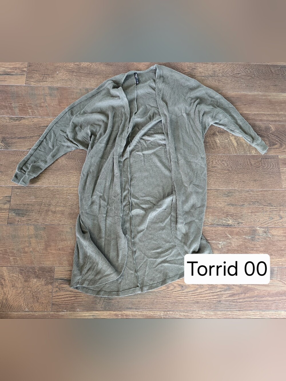 7 Sweaters LOT. Torrid(5) & Bloomchic(2) - Picture 7 of 8